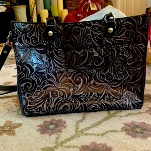 NWT Patricia Nash leather tote.  Beautiful tooling on one side.  All leather.